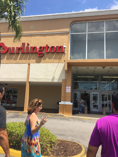Clothing Store «Burlington Coat Factory», reviews and photos, 5737 NW 7th St, Miami, FL 33126, USA