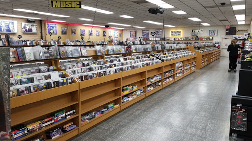 Record Store «Dimple Records-Citrus Heights», reviews and photos, 7830 Macy Plaza Dr, Citrus Heights, CA 95610, USA