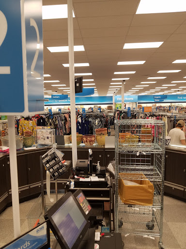 Clothing Store «Ross Dress for Less», reviews and photos, 4027 Commonwealth Ave, Eau Claire, WI 54701, USA