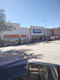 Five Below - Photo 2 - Car repair in League City, TX, League City