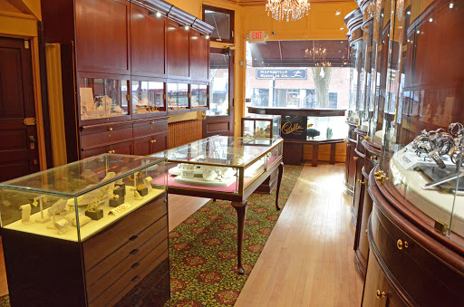 Jewelry Store «Costello Jewelry Co», reviews and photos, 33 W Jefferson Ave, Naperville, IL 60540, USA
