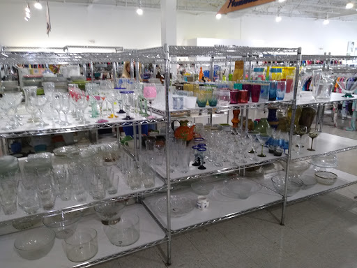 Donations Center «Goodwill Industries South Florida», reviews and photos