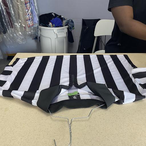 Dry Cleaner «Royal Touch Dry Cleaners», reviews and photos, 4525 Conroy Rd, Orlando, FL 32811, USA