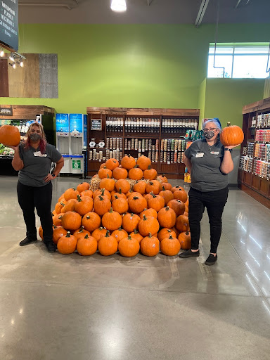 Grocery Store «Holiday Market», reviews and photos, 10952 Combie Rd #12, Auburn, CA 95602, USA