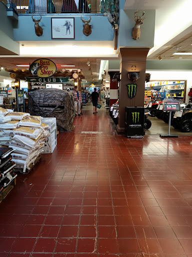 Sporting Goods Store «Bass Pro Shops», reviews and photos, 300 Cincinnati Mills Dr, Cincinnati, OH 45240, USA