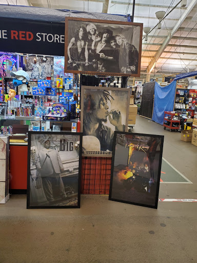 Flea Market «Raynham Flea Market», reviews and photos, 480 S St W, Raynham, MA 02767, USA