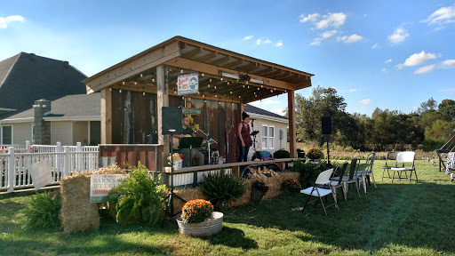 Flea Market «The Hayloft at Port Royal», reviews and photos, 551 Port Royal Rd, Clarksville, TN 37040, USA