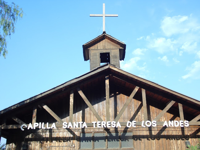 Opiniones de CAPILLA SANTA TERESA DE LOS ANDES en Lampa - Iglesia