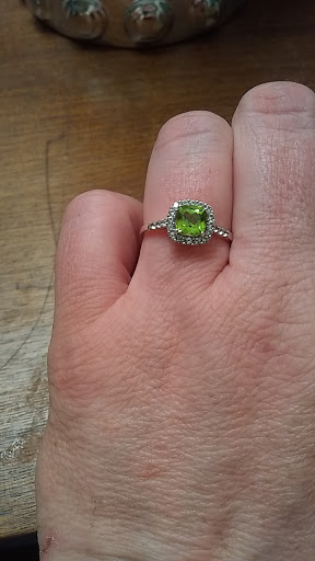 Jewelry Store «Jared Vault», reviews and photos, 846 Premium Outlets Dr, Monroe, OH 45050, USA