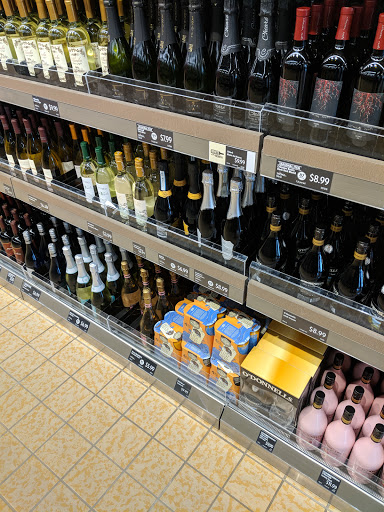 Supermarket «ALDI», reviews and photos, 571 E 24th St, Holland, MI 49423, USA