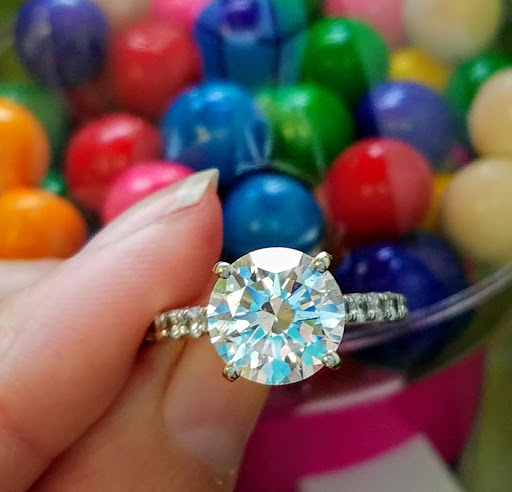 Jewelry Buyer «Diamond Banc», reviews and photos, 435 Nichols Rd #200, Kansas City, MO 64112, USA