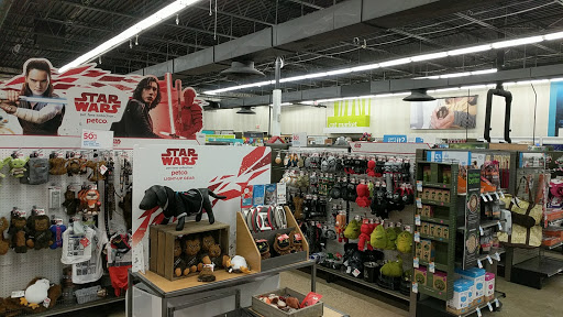 Pet Supply Store «Petco Animal Supplies», reviews and photos, 339 Pompton Ave, Verona, NJ 07044, USA