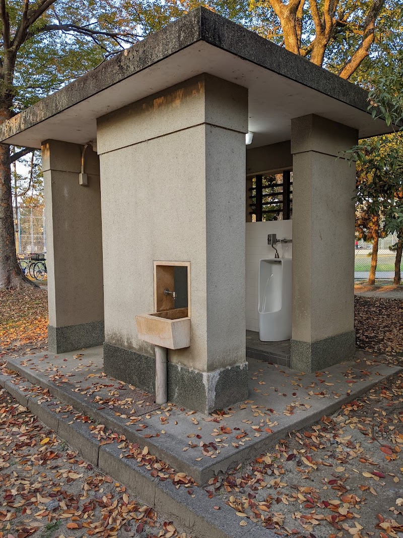 牛ケ瀬公園トイレ