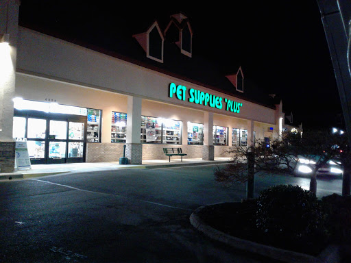 Pet Supply Store «Pet Supplies Plus», reviews and photos, 4856 Harvest Mill Way, Knoxville, TN 37918, USA