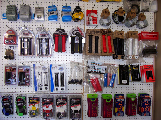 Bicycle Store «Florin Bicycle Center», reviews and photos, 7224 Frasinetti Rd, Sacramento, CA 95828, USA