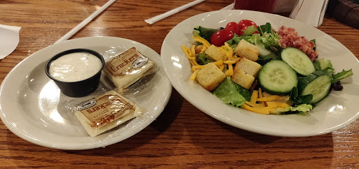 American Restaurant «Cracker Barrel Old Country Store», reviews and photos, 1265 Allen St, Scottsburg, IN 47170, USA