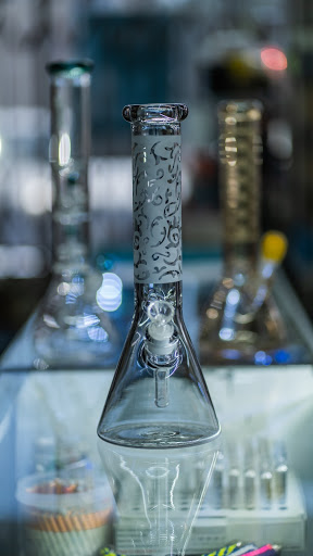 Tobacco Shop «Smoking Box Smoke Shop», reviews and photos, 1008 Alamitos Ave, Long Beach, CA 90813, USA