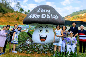 Dalat Mushroom Village image