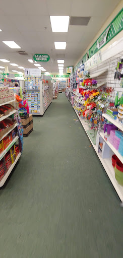 Dollar Store «Dollar Tree», reviews and photos, 10600 France Ave S, Bloomington, MN 55431, USA