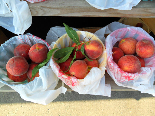 Barbecue Restaurant «Farm House Produce», reviews and photos, 4690 GA-52, Dahlonega, GA 30533, USA