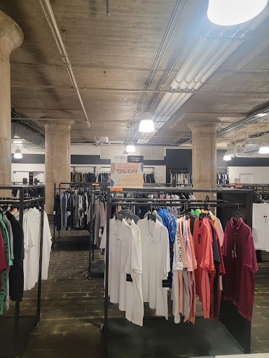 Department Store «Saks OFF 5TH», reviews and photos, 850 3rd Ave, Brooklyn, NY 11232, USA