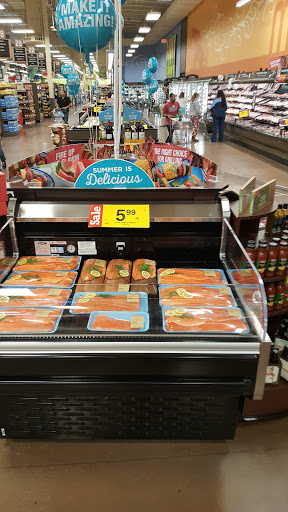 Grocery Store «Fred Meyer», reviews and photos, 17005 SE Sunnyside Rd, Happy Valley, OR 97086, USA