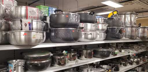 Asian Grocery Store «V-Mart international market», reviews and photos, 176 Narragansett Ave, Providence, RI 02907, USA