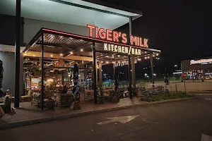 Tiger's Milk Kwena Square image