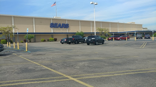 Sears, 29500 W Seven Mile Rd, Livonia, MI 48152, USA, 