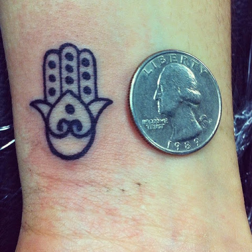 Tattoo Shop «studio 316 Tattoo & Body Piercing», reviews and photos, 84-22 Roosevelt Ave, Jackson Heights, NY 11372, USA