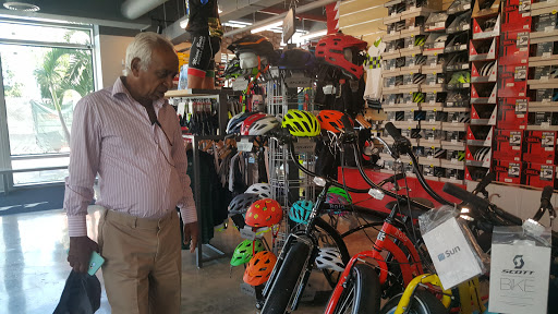 Bicycle Store «Miami Beach Bicycle Center», reviews and photos, 746 5th St, Miami Beach, FL 33139, USA