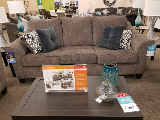 Furniture Store «Raymour & Flanigan Furniture and Mattress Store», reviews and photos, 1345 US-1, North Brunswick Township, NJ 08902, USA