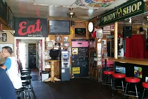 Knuckleheads Sports Bar & Grill image