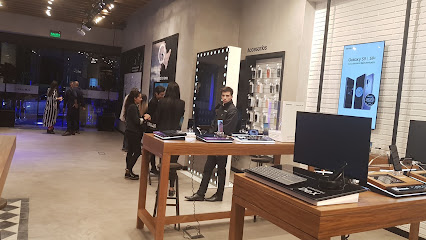 Samsung Multi-experience Store