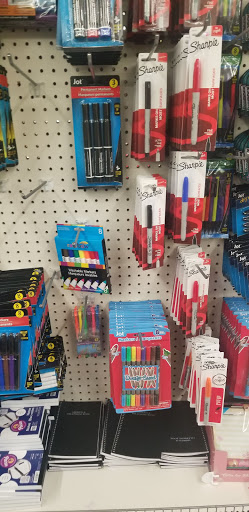 Dollar Store «Dollar Tree», reviews and photos, 912 River St Ste 100, Hyde Park, MA 02136, USA