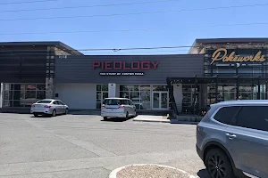 Pieology Pizzeria image