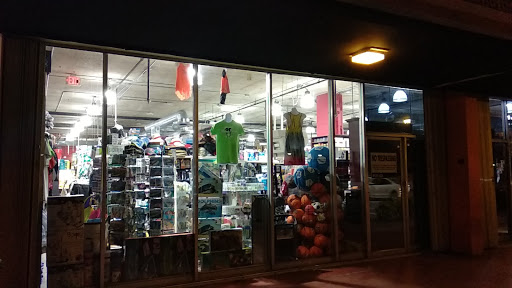 Supermarket «Triton Supermarket», reviews and photos, 2715 Collins Ave, Miami Beach, FL 33140, USA