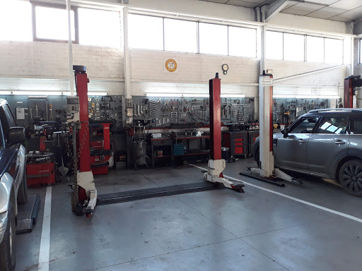 Taller Oficial TOYOTA - Automecánica Jordi en Berga, Barcelona