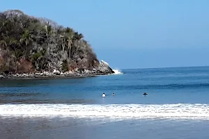 Playa Platanitos image