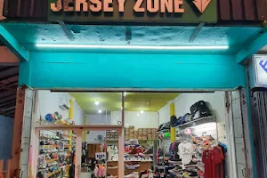 JERSEYZONE & SNEAKERZONE JEMBER image