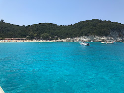 Foto de Vrika beach área de resort de praia