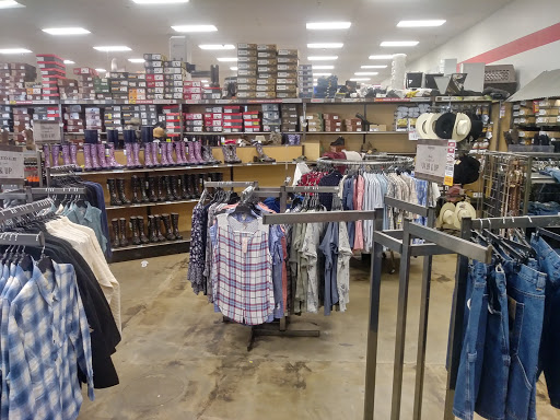 Home Improvement Store «Tractor Supply Co.», reviews and photos, 207 Swansea Mall Dr #15, Swansea, MA 02777, USA