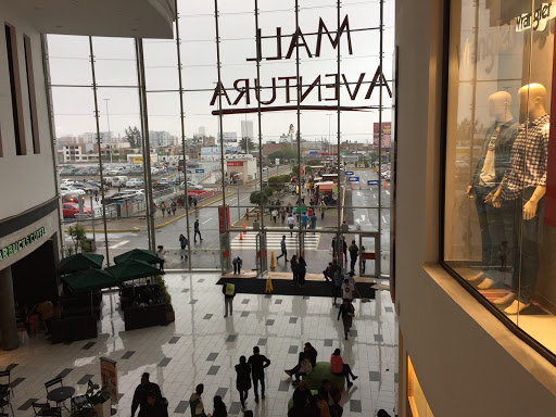 Centros comerciales abiertos los domingos en Arequipa