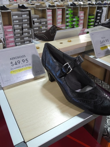 Shoe Store «DSW Designer Shoe Warehouse», reviews and photos, 344 Providence Hwy, Dedham, MA 02026, USA