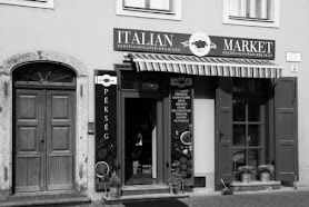 Italian Market Győr