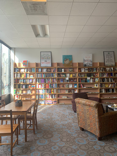 Book Store «Walls Of Books», reviews and photos, 3325 Georgia Ave NW, Washington, DC 20010, USA