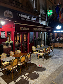 Atmosphère du Restaurant La Grange Aux Canards à Paris - n°2