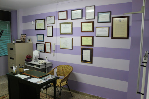 Clínica Veterinaria Poveda en Roquetas de Mar