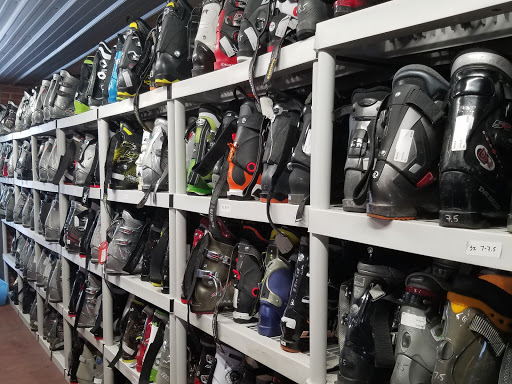 Sporting Goods Store «Gearonimo Sports», reviews and photos, 1401 S 8th St, Colorado Springs, CO 80905, USA