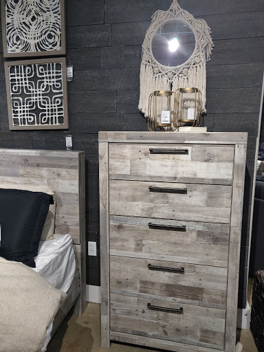 Furniture Store «Ashley HomeStore», reviews and photos, 2915 N Dale Mabry Hwy, Tampa, FL 33607, USA